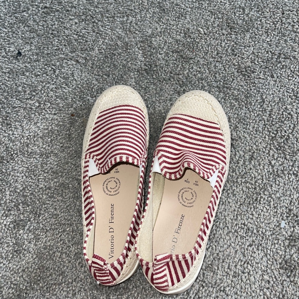 Shoes - Picture 2 of 2